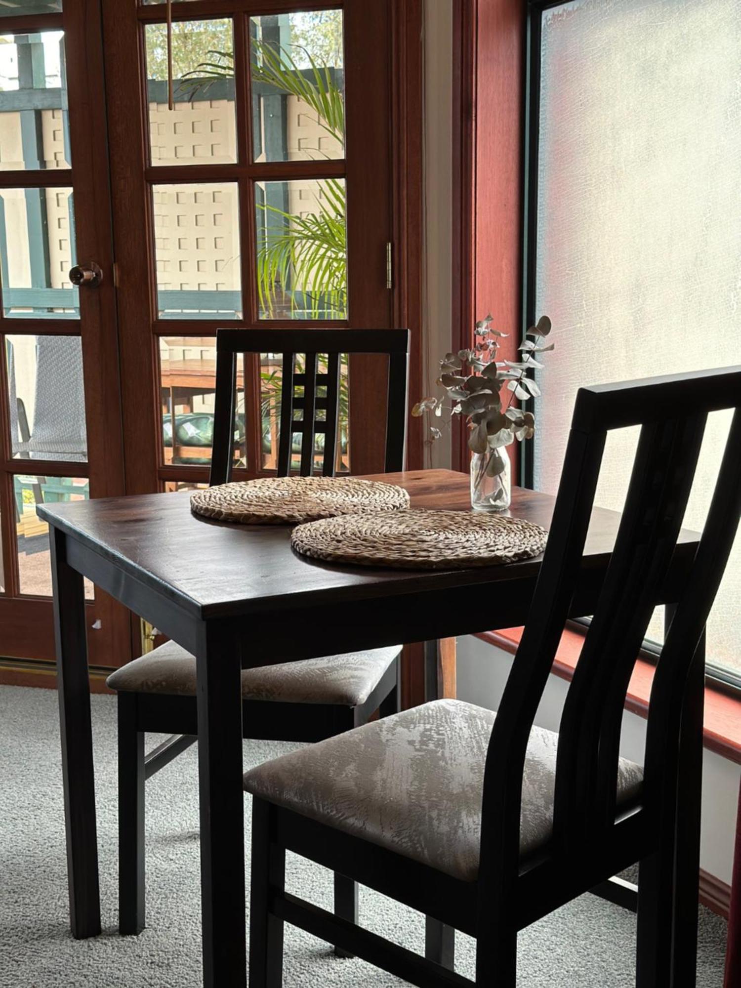 Wine And Roses Bed And Breakfast Adelaide Bagian luar foto